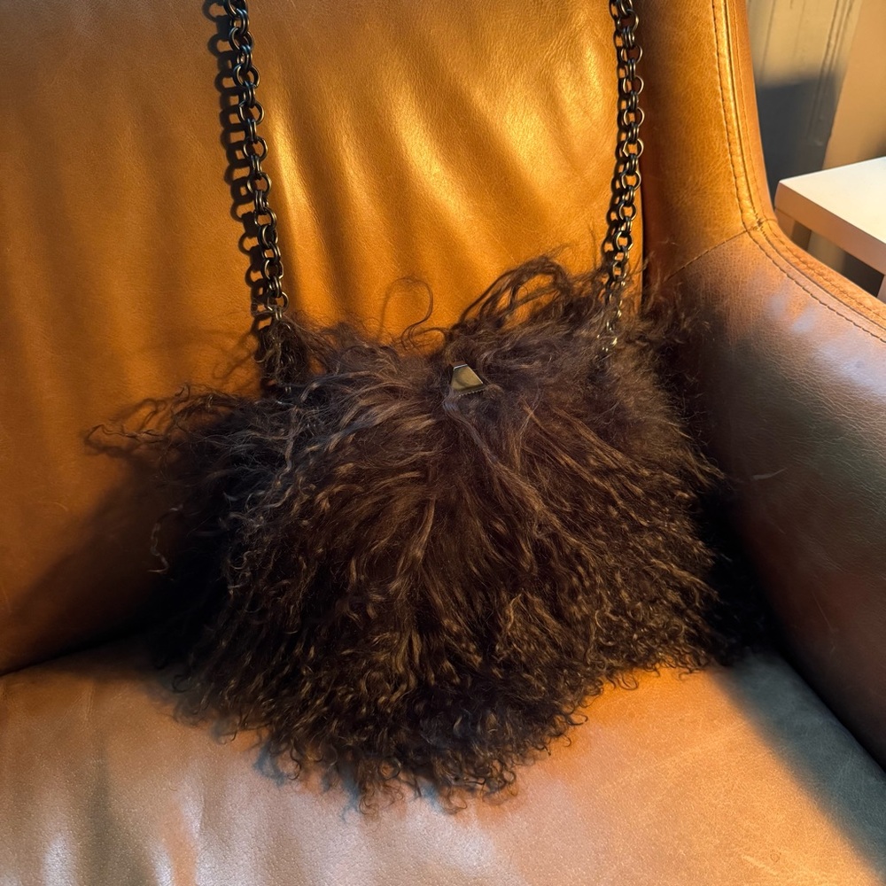 Pour La Victoire Mongolian fur bag w chain - Picture 3 of 13